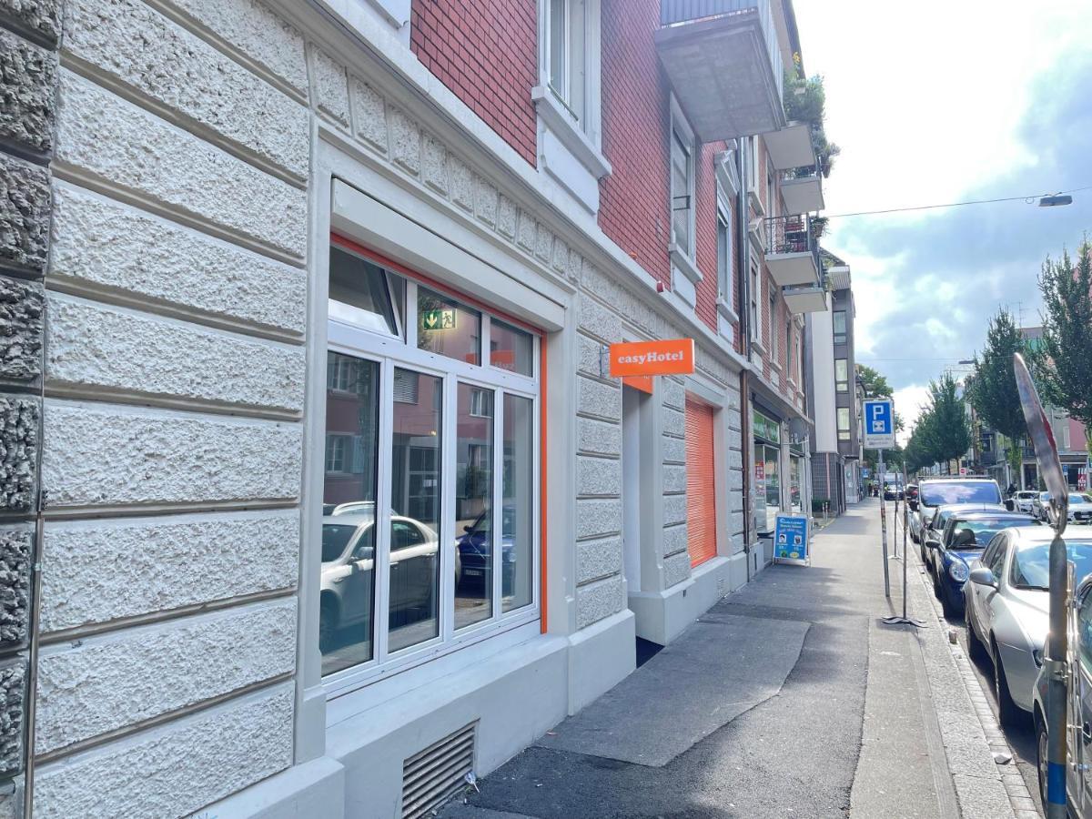 Easyhotel Limmatplatz Hotell